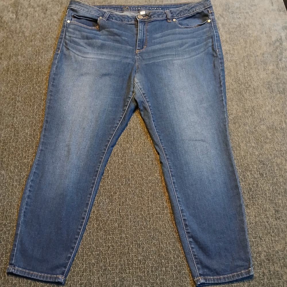 LC Lauren Conrad Size 18 Medium Wash Skinny Denim Capris Jeans Stretch Mid Rise